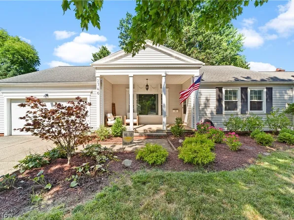 2746 Tonawanda Dr, Rocky River, OH 44116
