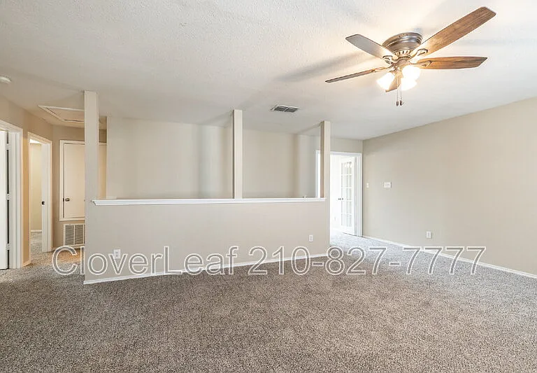 24710 Hickory Mdw — Photo 32