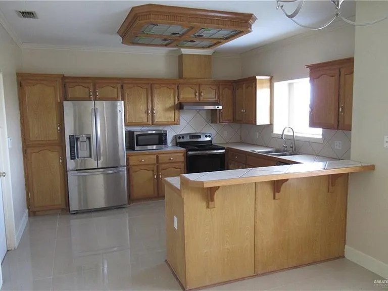 3307 Santa Teresa — Photo 10