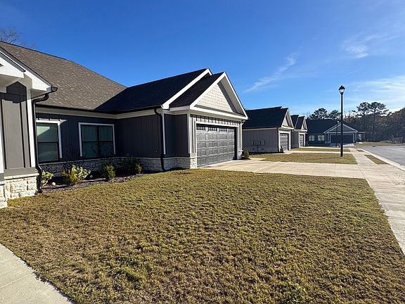 3rd image of 6890 River Rd