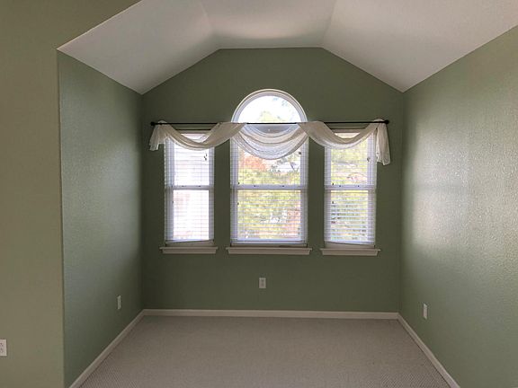 3rd Floor Alcove