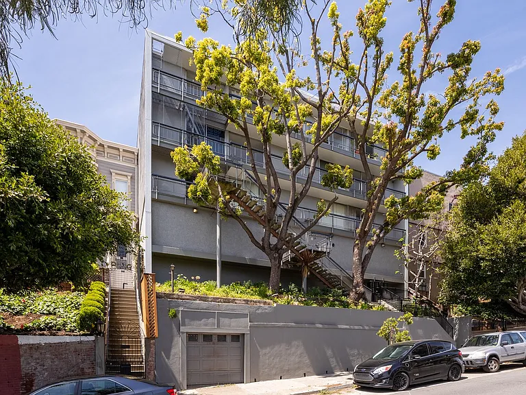 940 Guerrero St — Photo 15