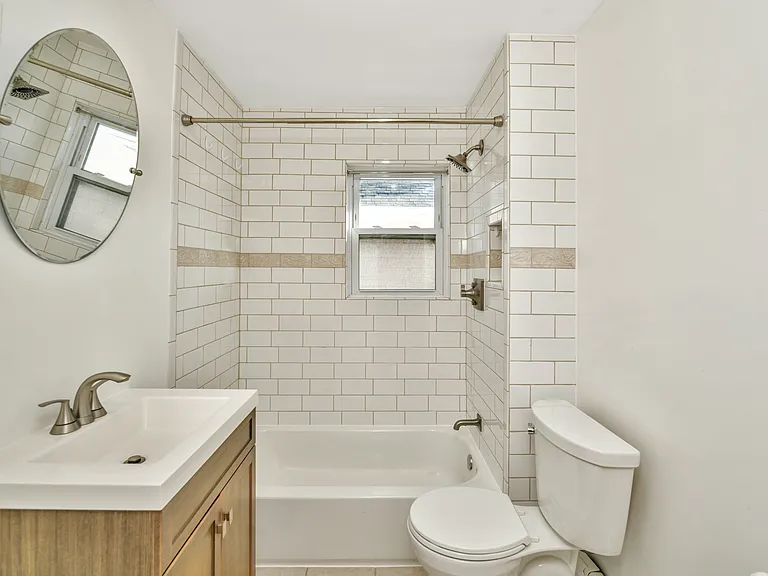 492 Metropolitan Ave #2 — Photo 13