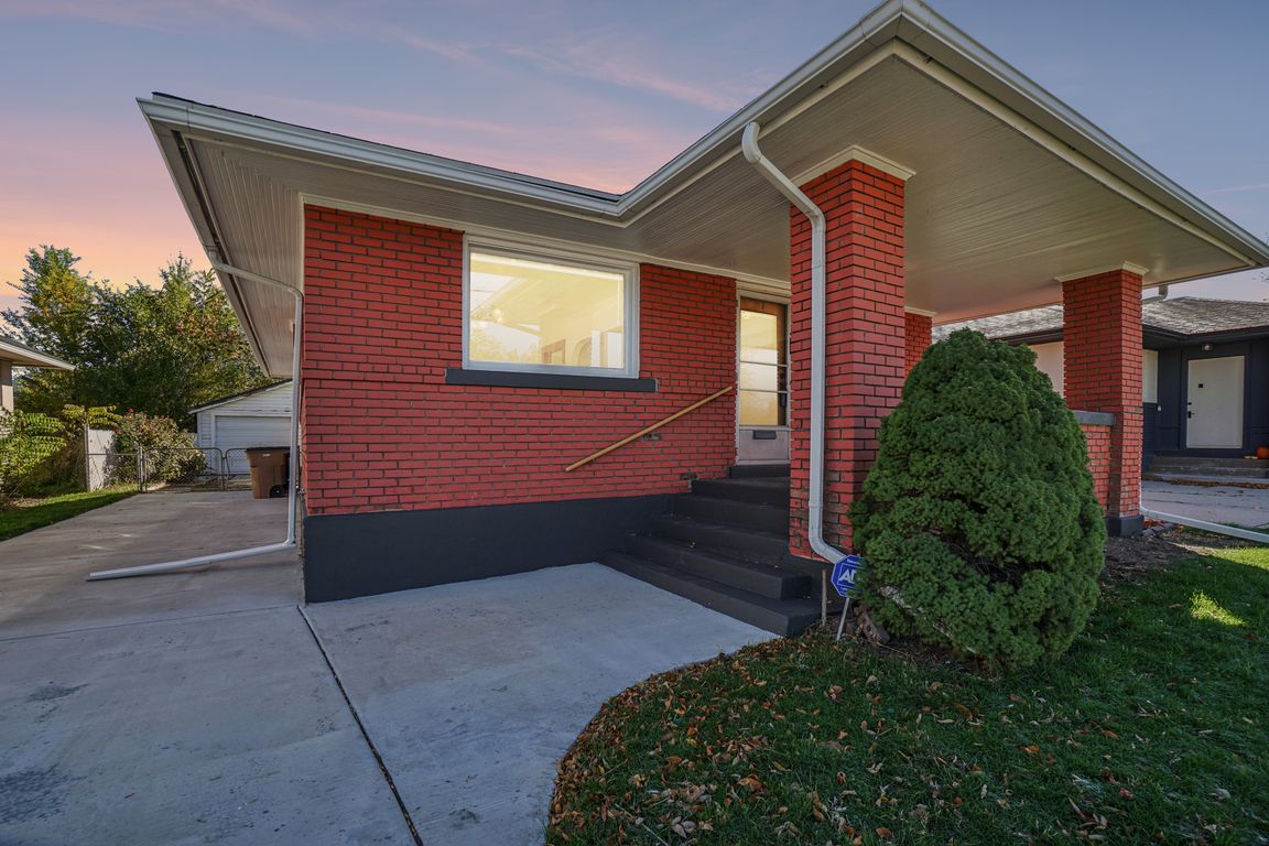 Liberty Park Bungalow.jpg