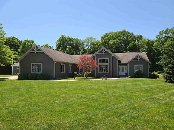 2nd image of 10404 S Black Locust Ct