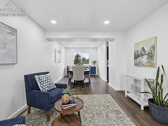 5th image of 7742 Como Bay