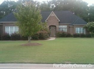 177 Peregrine Dr, Byron, GA 31008