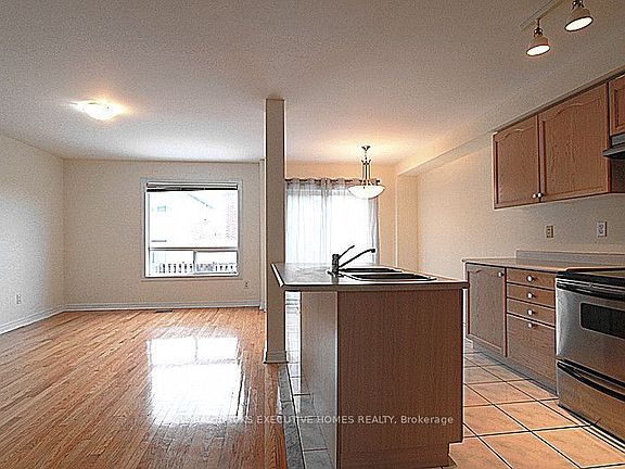 3rd image of 4885 James Austin Dr