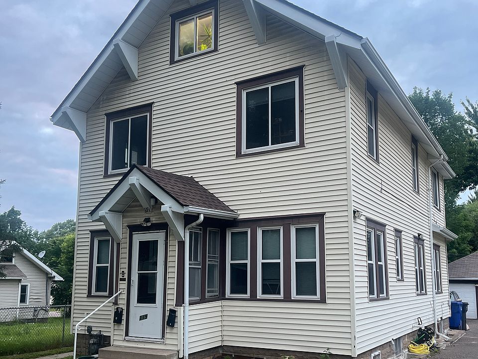 1st image of 119 Wyoming St E