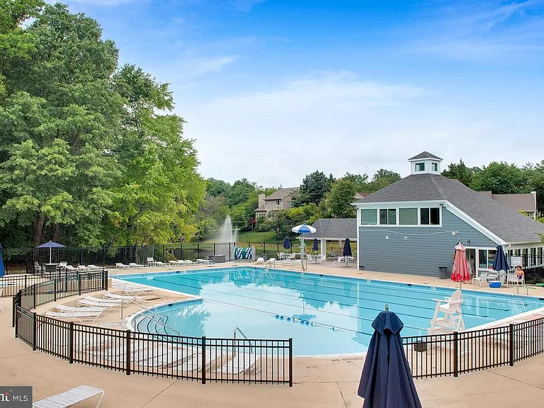 3610 Eagle Rock Ct — Photo 45