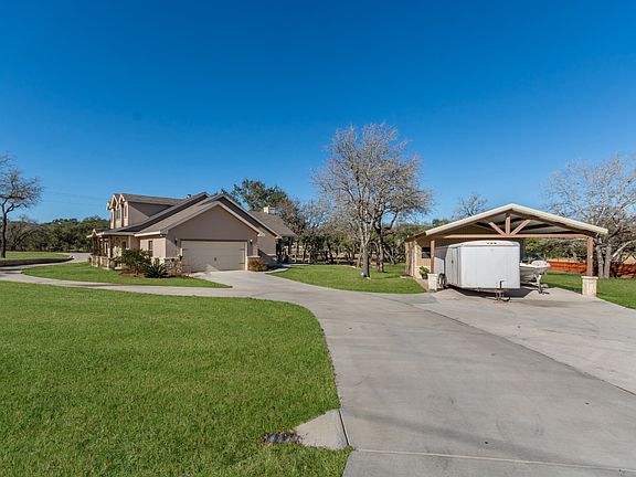 3rd image of 105 Copper Creek Dr