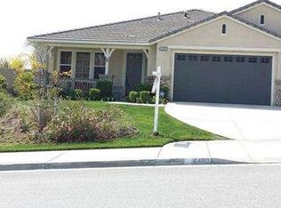 6480 Cloverhill Dr, Highland, CA 92346