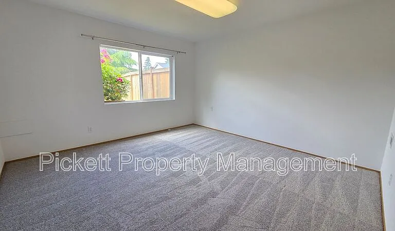 11615 Breckenridge Ln NW — Photo 34