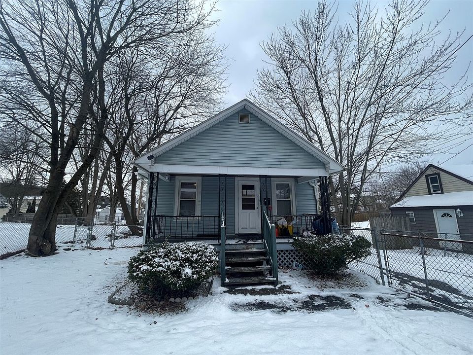 1st image of 8 Montour St