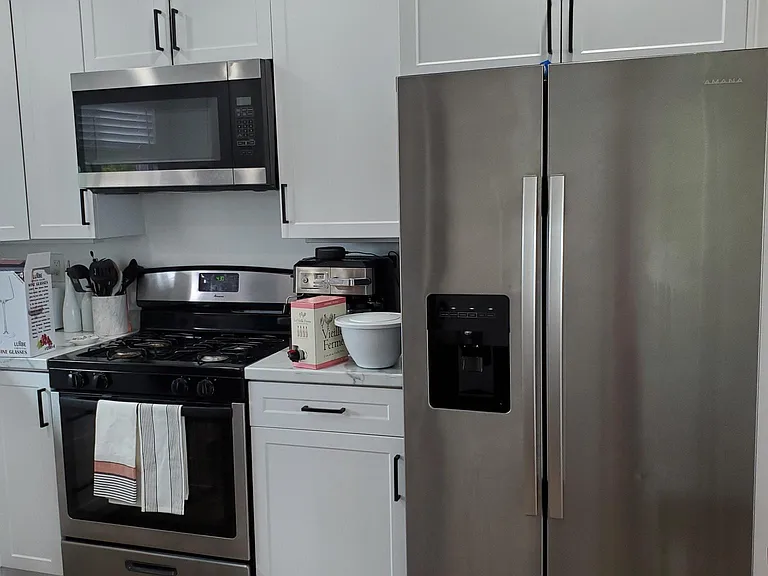 4740 Huron Ave — Photo 6