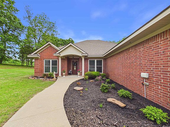 3rd image of 17 Valley View Dr