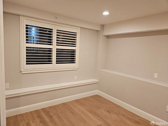 5th image of 2337 Taraval St #2337A
