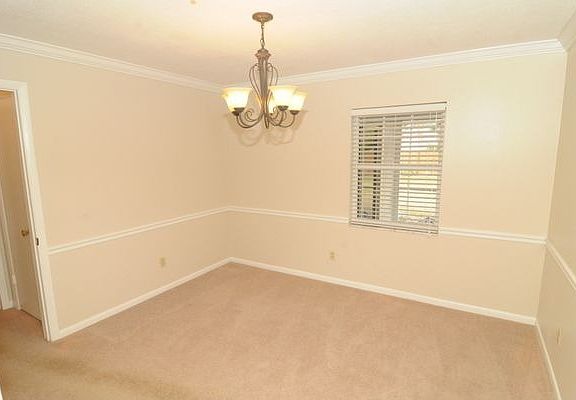 2nd image of 1601 Palm Ave