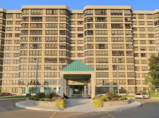 330 Mill St S #902, Brampton, ON L6Y3V3