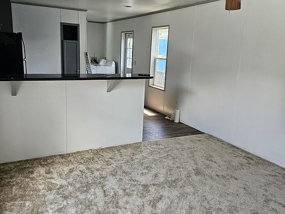 2nd image of 14 Summerhill Mobile Park