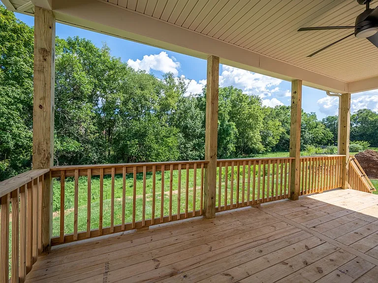 4018 Foxglove Farm Dr — Photo 32