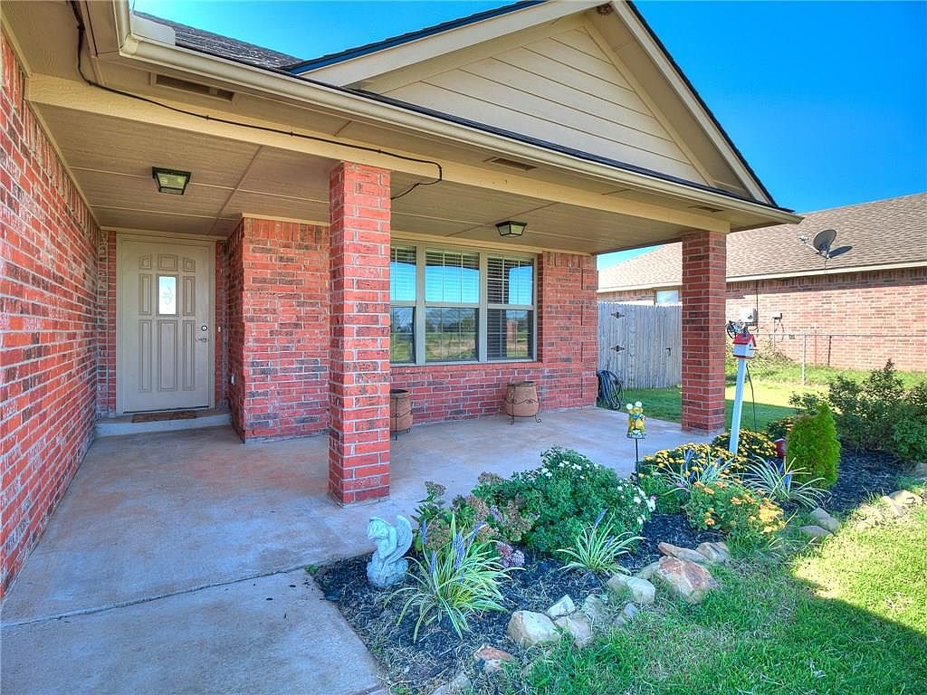 224 W Comanche Ave, Cashion, OK 73016 Zillow