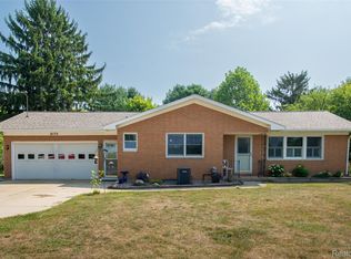 8175 S Beyer Rd, Birch Run, MI 48415