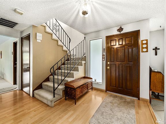 4th image of 9715 126th St E