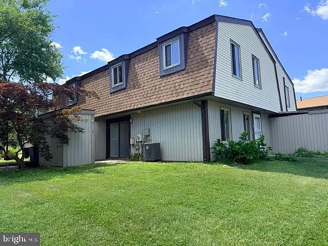 47 King Henry Cir #47 — Photo 26