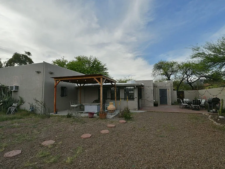 2842 E Blacklidge Dr — Photo 14