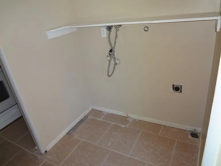 4642 S Arlington Park Dr — Photo 13