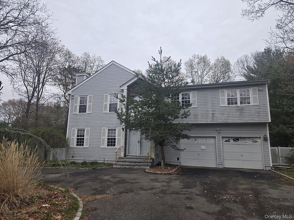 1st image of 25 Pinecone Lane