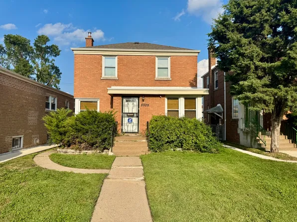 8929 S Paxton Ave, Chicago, IL 60617