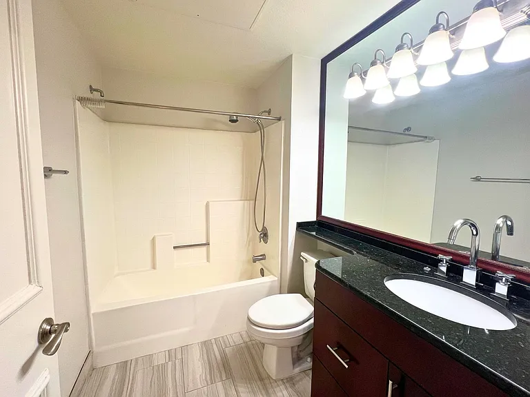 210 E Flamingo Rd #302 — Photo 6