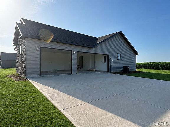 2nd image of 1006 Brianna Ct