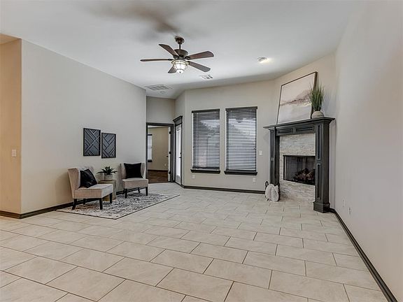 5th image of 8804 SW 41st Ter
