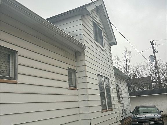 2nd image of 10204 Parkview Ave