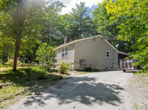 14 Ridgeway Drive, Newbury, NH 03255
