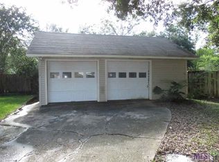 7512 Oakmount Dr, Baton Rouge, LA 70817