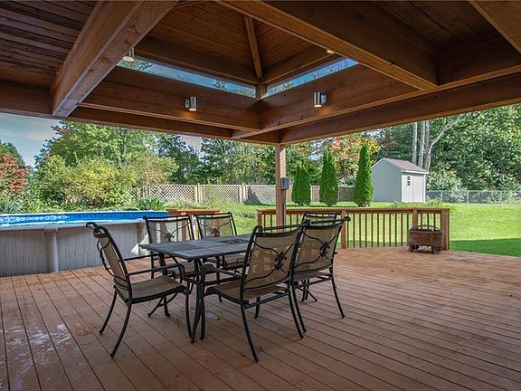 4th image of 3671 Bramblewood Dr