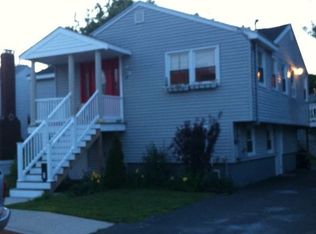 6 Massasoit Ave, Hull, MA 02045