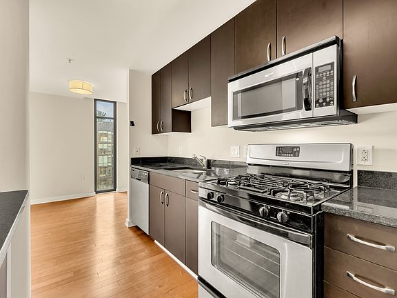 5th image of 475 K St NW Unit 1123