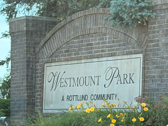 4th image of 803 Coyote Dr APT C