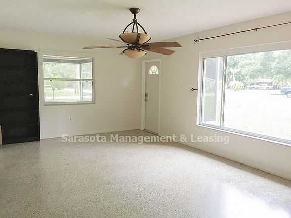 3rd image of 125 Saint Lucie Ave