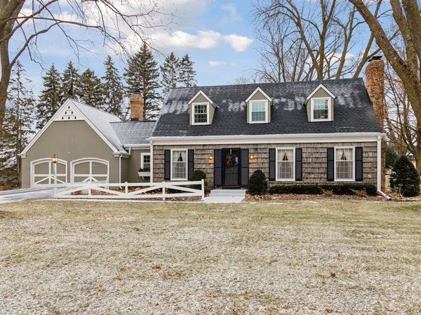 17605 5th Ave N, Plymouth, MN 55447