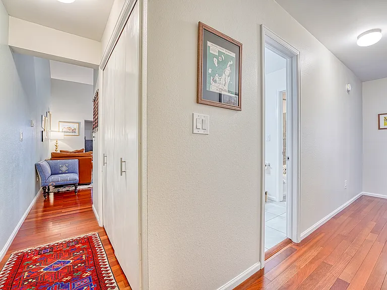 1901 Centennial Dr — Photo 23