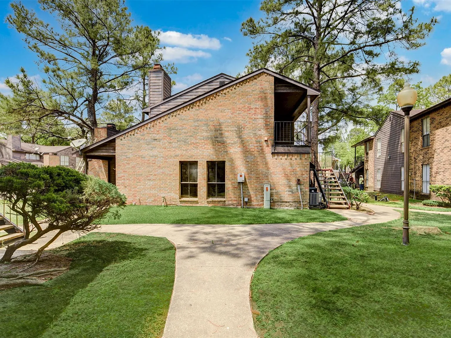1 bed, 1.0 bath, 750 sqft, $1,100 — Photo 4