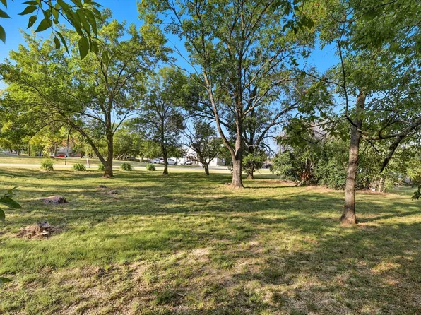 E 2nd St, Prosper, TX 75078