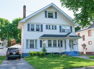 125 Roxborough Rd, Rochester, NY 14619