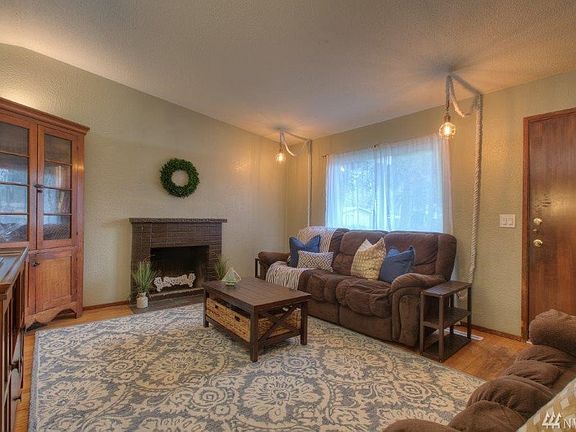 3rd image of 6620 48th Street Ct W